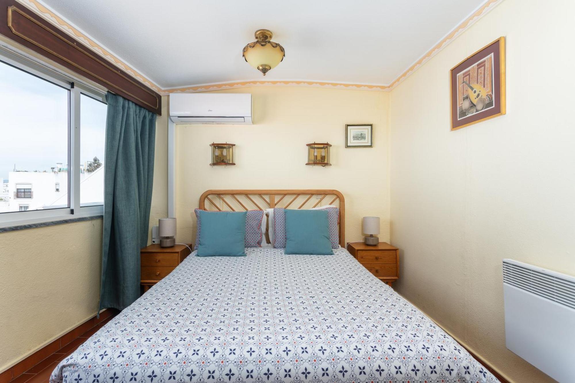 Al - Alojamento Local Pension Bicuar Hotel Olhão Екстериор снимка