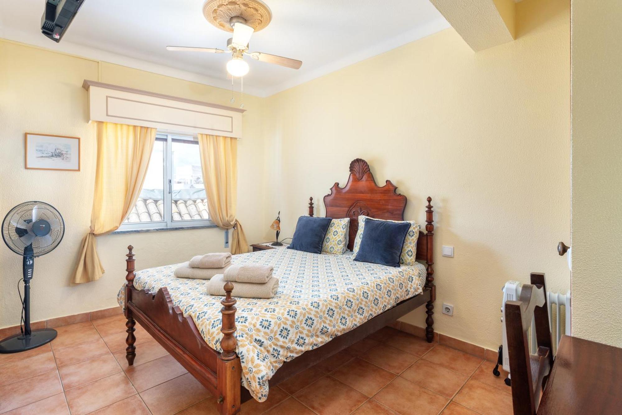 Al - Alojamento Local Pension Bicuar Hotel Olhão Екстериор снимка